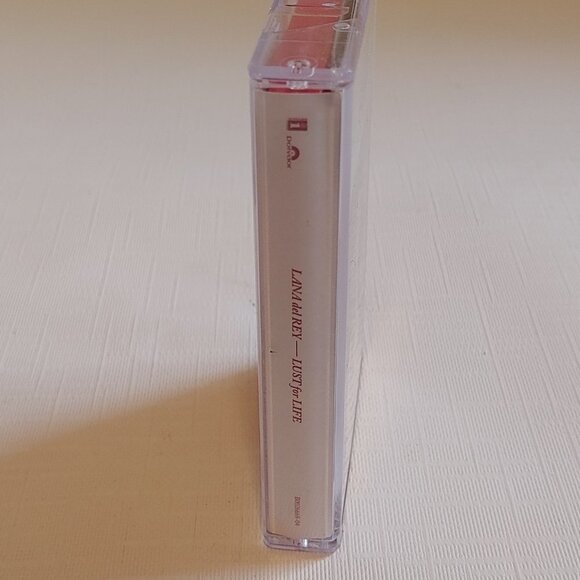 Lana Del Rey Lust For Life Red Cassette Tape 2017 - Picture 4 of 6